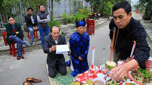 Sinh hoạt tổ dân phố dịp lễ tế là nét văn hóa đặc trưng, tuy nhiên do quá nhiều tổ dân phố nên Đà Nẵng đang tính đến chuyện tinh giản