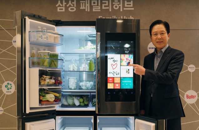 
Tủ lạnh thông minh của Samsung.
