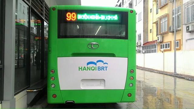 Xe buýt nhanh tuyến Yên Nghĩa - Kim Mã mang số hiệu tuyến 99