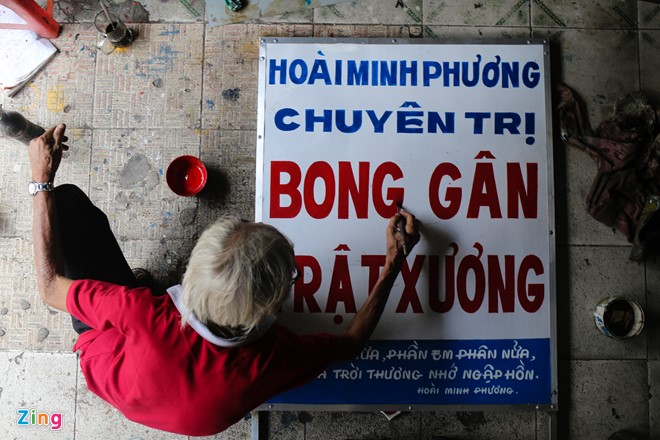 Trung bình mỗi tuần ông có một hoặc 2 đơn hàng đặt. Thường là các quán cà phê, các tiệm chữa bệnh đông y, hoặc các cửa hàng nhỏ lẻ. Khách đa phần đều được giới thiệu tới.