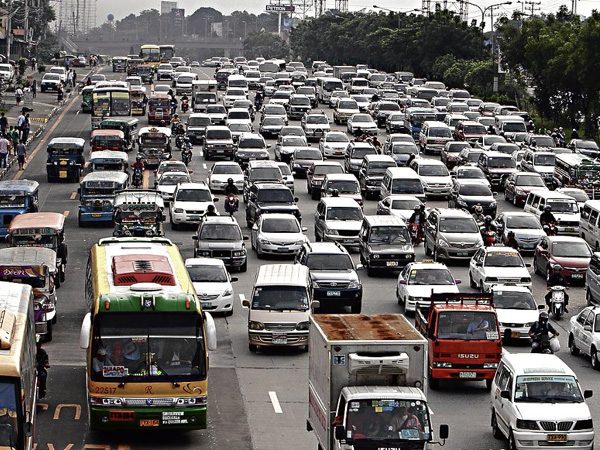 Trung bình mỗi ngày, thủ đô của Philippines tắc đường từ 3 tới 4 giờ