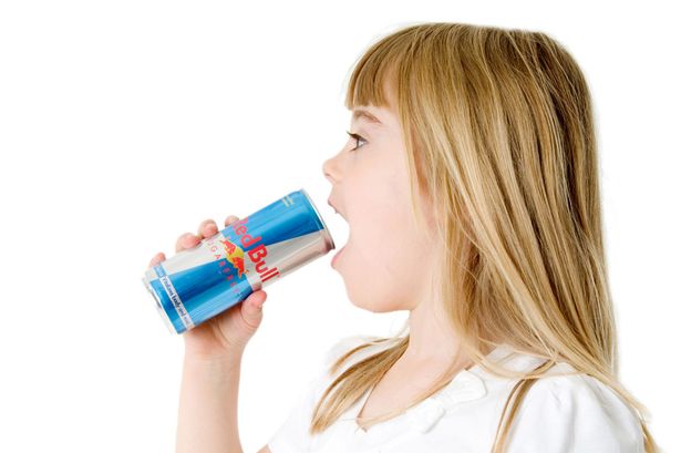 Trẻ em đang ngày càng uống nhiều nước tăng lực