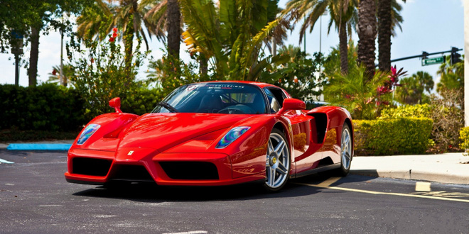 Nhà tỷ phú cắm siêu xe Ferrari vay 100 triệu khiến nhân viên ngân hàng hớ nặng (Ảnh minh họa)