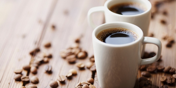 
Uống cà phê khi bụng đói sẽ làm cơ thể tiêu hao nước nhanh hơn so với bình thường. (Ảnh minh họa: Internet)

