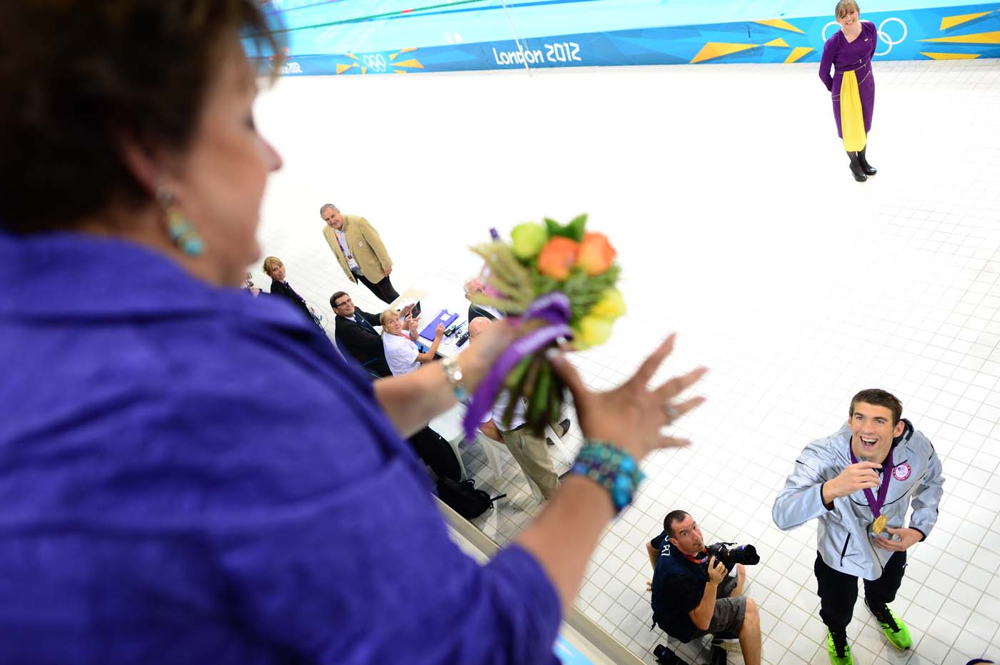 
Michael Phelps luôn dành niềm vui chiến thắng đầu tiên cho mẹ của mình.
