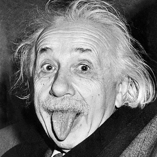 Thiên tài Albert Einstein được đánh giá là khá lập dị và ít bạn