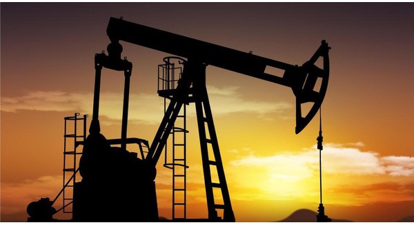 “Gi&#225; dầu kh&#243; vượt được mốc 55 USD/th&#249;ng”