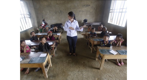 Chuyên gia nước ngoài gọi Việt Nam là "ngoại lệ" trong lĩnh vực giáo dục, sinh viên thi quốc tế điểm cao hơn cả nước giàu