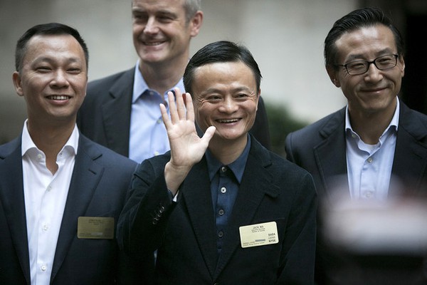 Người đ&#224;n &#244;ng quan trọng với Alibaba hơn cả Jack Ma: Jack Ma chỉ ch&#233;m gi&#243; th&#244;i, đ&#226;y mới l&#224; người biến &#253; tưởng th&#224;nh hiện thực