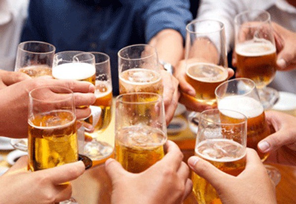Tháng Tết trung bình mỗi ngày người Việt uống hết hơn 10 triệu lít bia