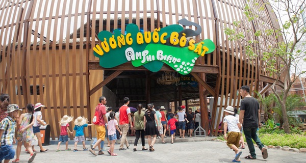 Vườn thú Safari đầu tiên ở Hà Nội khai trương.