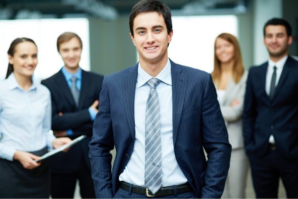 Nghi&#234;n cứu cho thấy: Nh&#226;n vi&#234;n hạnh ph&#250;c hơn khi sếp giỏi chuy&#234;n m&#244;n