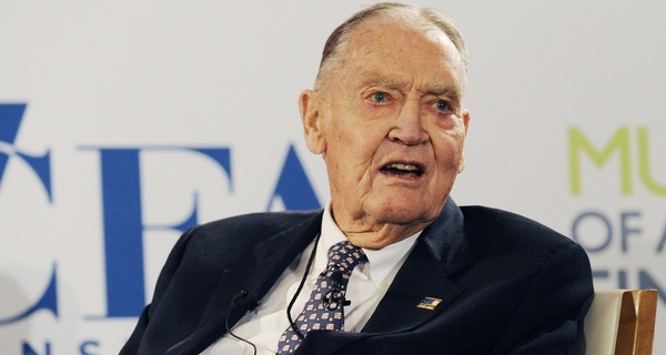 B&#237; quyết đầu tư của “&#244;ng gi&#224;” phố Wall Jack Bogle: Đừng l&#224;m g&#236; cả, h&#227;y đứng y&#234;n một chỗ!