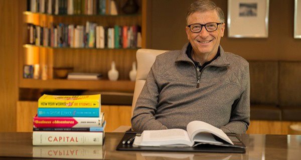 Bill Gates giới thiệu 5 cuốn s&#225;ch ai cũng n&#234;n đọc nếu muốn th&#224;nh &#244;ng chủ chứ kh&#244;ng phải đi l&#224;m thu&#234;