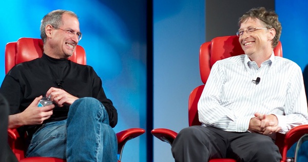 Steve Jobs v&#224; Bill Gates đ&#227; &quot;dỗi&quot; khi đọc những b&#224;i ch&#234; bai m&#236;nh như thế n&#224;o?