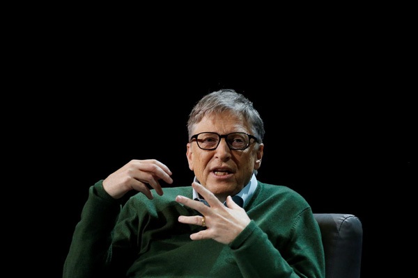 Lần đầu học ngoại ngữ ở tuổi 61, Bill Gates chọn tiếng Trung