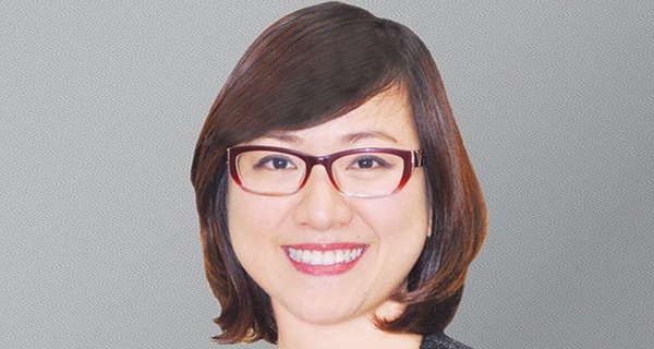 Thế hệ sáng lập thỉnh thoảng “buông rèm nhiếp chính”, các “cậu ấm, cô chiêu” ứng xử thế nào?