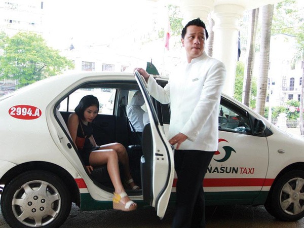 Uber, Grab thực sự đã khiến Vinasun "vã mồ hôi": Lãi từ taxi ngày càng giảm, đẩy mạnh bán xe để cứu vãn