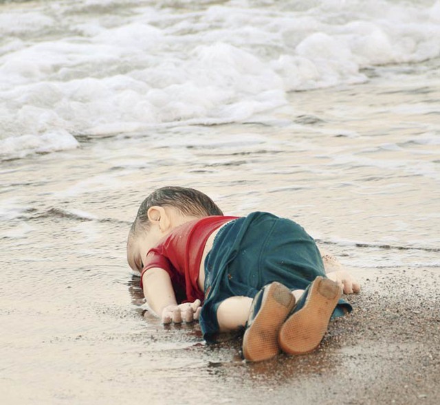 Aylan Kurdi, bé trai 3 tuổi người Syria cảnh tỉnh cả thế giới.
