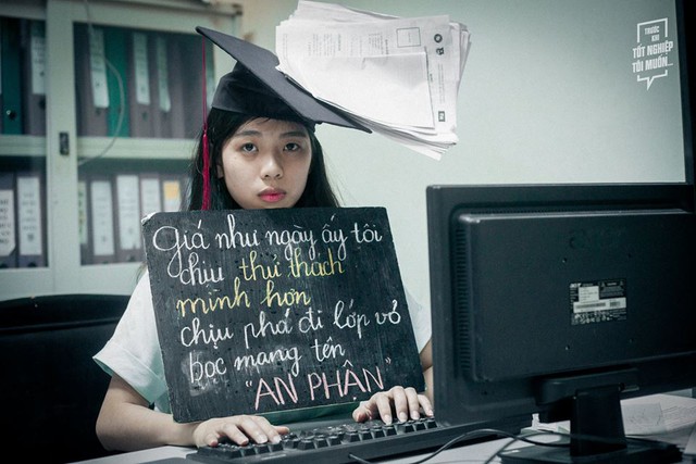 
Ảnh minh họa. Nguồn: Bộ ảnh “Before I Graduate – Trước khi tốt nghiệp” của ĐH Ngoại thương và Học viện Marketing Tomorrow Marketers.
