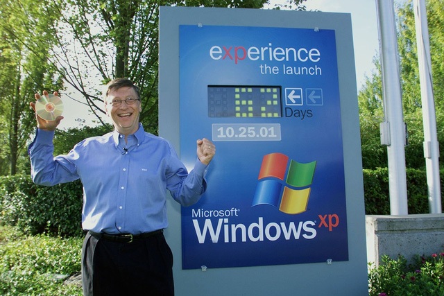 Bill Gates trước thềm ra mắt Windows XP năm 2001