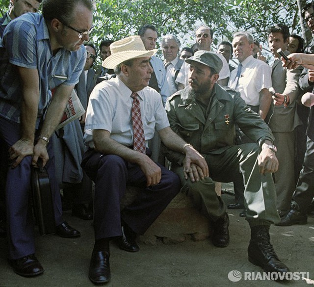Một sự kiện quan trọng trong lịch sử quan hệ Cuba-Liên Xô là chuyến thăm hòn đảo Tự do của Tổng thư ký Đảng Cộng sản Liên Xô Leonid Brezhnev vào năm 1974.