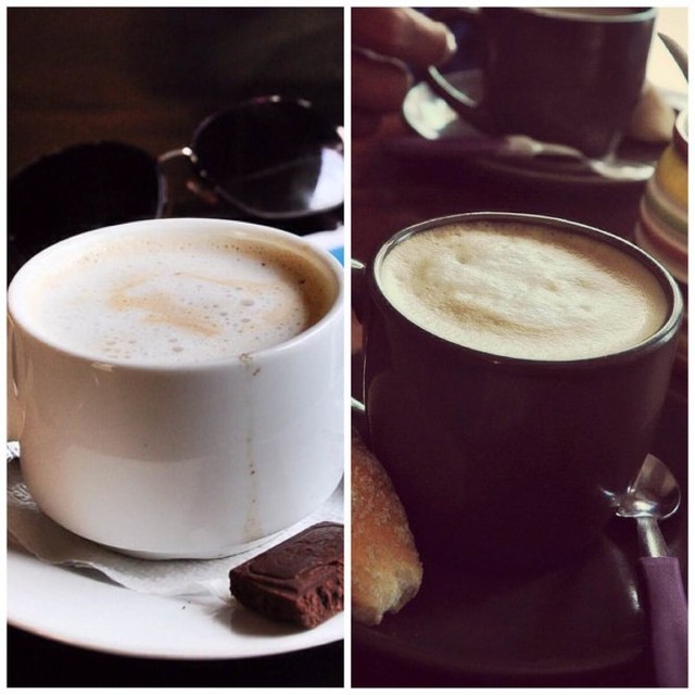 '
 2 tách cafe con leche (cà phê sữa) chất lượng tương đương nhau, có giá tương đương 1 USD trong quán cho du khách và 0,15 USD trong quán cho dân địa phương - Ảnh: Trần Mỹ Hằng
'
