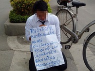 'Xin cô cho cháu vào tập đoàn nào to to một tý' 'Xin cô cho cháu vào tập đoàn nào to to một tý'