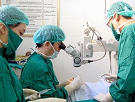 Nỗi trăn trở của bác sỹ Nhật mổ mắt miễn phí cho hàng nghìn bệnh nhân Việt Nam Nỗi trăn trở của bác sỹ Nhật mổ mắt miễn phí cho hàng nghìn bệnh nhân Việt Nam