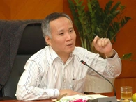 Thứ trưởng Bộ Công Thương: “Xin đừng buộc tội nhà làm chính sách giết doanh nghiệp vừa và nhỏ” Thứ trưởng Bộ Công Thương: “Xin đừng buộc tội nhà làm chính sách giết doanh nghiệp vừa và nhỏ”