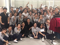 Quản lý Zara Việt Nam bất ngờ vì lượng khách đông ngoài sức tưởng tượng Quản lý Zara Việt Nam bất ngờ vì lượng khách đông ngoài sức tưởng tượng