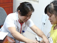 Cảnh báo tình trạng phụ huynh học cách chữa bệnh theo 'bác sĩ Google' Cảnh báo tình trạng phụ huynh học cách chữa bệnh theo 'bác sĩ Google'