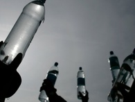 Coca-Cola & Pepsi kiếm bộn từ Dasani & Aquafina, chất lượng chẳng khác gì nước máy nhưng giá đắt gấp... 2000 lần Coca-Cola & Pepsi kiếm bộn từ Dasani & Aquafina, chất lượng chẳng khác gì nước máy nhưng giá đắt gấp... 2000 lần
