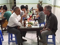Những ẩn ý ít người biết đằng sau bữa tối bún chả của Tổng thống Obama Những ẩn ý ít người biết đằng sau bữa tối bún chả của Tổng thống Obama