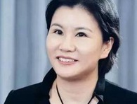 Không chấp nhận số phận nghèo khó và chuyện "kết hôn, sinh con, quanh quẩn trong làng": Người phụ nữ này đã trở thành tỷ phú ra sao? Không chấp nhận số phận nghèo khó và chuyện "kết hôn, sinh con, quanh quẩn trong làng": Người phụ nữ này đã trở thành tỷ phú ra sao?