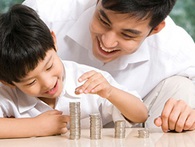 "Cha giàu, cha nghèo" dạy con: Cách suy nghĩ về đồng tiền sẽ quyết định tương lai và sự giàu có "Cha giàu, cha nghèo" dạy con: Cách suy nghĩ về đồng tiền sẽ quyết định tương lai và sự giàu có