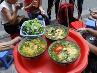 Cách làm giàu của những hàng ăn thu chục triệu mỗi ngày Cách làm giàu của những hàng ăn thu chục triệu mỗi ngày