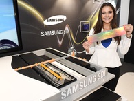 Tuyên chiến với Tesla, Samsung ra mắt pin mới cho ô-tô điện: Đi từ Hà Nội đến Huế chỉ với một lần sạc Tuyên chiến với Tesla, Samsung ra mắt pin mới cho ô-tô điện: Đi từ Hà Nội đến Huế chỉ với một lần sạc