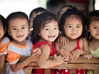 Nghịch lý phụ huynh Việt: Người làm cha mẹ nên đọc và ngẫm! Nghịch lý phụ huynh Việt: Người làm cha mẹ nên đọc và ngẫm!