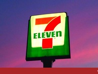 Đâu là những đối thủ “đáng gờm” của 7-eleven tại Việt Nam? Đâu là những đối thủ “đáng gờm” của 7-eleven tại Việt Nam?