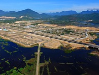 Bị đòi trăm tỷ tiền sử dụng đất, chủ đầu tư dự án Golden Hills quay sang đòi nợ TP. Đà Nẵng Bị đòi trăm tỷ tiền sử dụng đất, chủ đầu tư dự án Golden Hills quay sang đòi nợ TP. Đà Nẵng