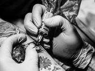 Người xăm mình chớ xem thường: Hóa chất trong mực xăm có thể tăng nguy cơ ung thư Người xăm mình chớ xem thường: Hóa chất trong mực xăm có thể tăng nguy cơ ung thư