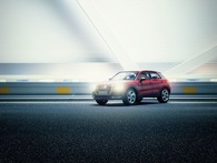 Audi đặt làm quảng cáo xe sang giá 160.000 đô, anh chàng này chỉ dùng 40 đô, thêm tài Photoshop mà làm sản phẩm đẹp không tin được Audi đặt làm quảng cáo xe sang giá 160.000 đô, anh chàng này chỉ dùng 40 đô, thêm tài Photoshop mà làm sản phẩm đẹp không tin được