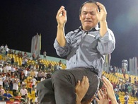 Năm khó khăn nhất của bầu Đức đã qua, 2017 đặt mục tiêu lợi nhuận nửa ngàn tỷ, riêng trái cây và BĐS lãi "sốc" Năm khó khăn nhất của bầu Đức đã qua, 2017 đặt mục tiêu lợi nhuận nửa ngàn tỷ, riêng trái cây và BĐS lãi "sốc"