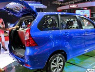 Dân ô tô nỗi sợ 'cô hồn': Showroom lạnh lẽo, khách lắc đầu bỏ đi Dân ô tô nỗi sợ 'cô hồn': Showroom lạnh lẽo, khách lắc đầu bỏ đi
