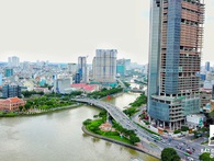 Bến Vân Đồn nhìn từ trên cao, hàng loạt chung cư cao cấp làm thay đổi diện mạo cung đường đắt giá bậc nhất Sài Gòn Bến Vân Đồn nhìn từ trên cao, hàng loạt chung cư cao cấp làm thay đổi diện mạo cung đường đắt giá bậc nhất Sài Gòn