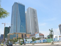 Cận cảnh Tổ hợp khách sạn và căn hộ Mường Thanh 42 tầng tại Đà Nẵng xây dựng sai phép Cận cảnh Tổ hợp khách sạn và căn hộ Mường Thanh 42 tầng tại Đà Nẵng xây dựng sai phép