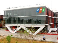 4 tháng đầu năm, FPT lãi hơn 900 tỷ đồng, 3/4 đến từ công nghệ và viễn thông 4 tháng đầu năm, FPT lãi hơn 900 tỷ đồng, 3/4 đến từ công nghệ và viễn thông