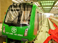 Trải nghiệm thực tế nhà ga đường sắt trên cao đầu tiên ở Việt Nam, niềm hy vọng giải quyết nạn ùn tắc giao thông Trải nghiệm thực tế nhà ga đường sắt trên cao đầu tiên ở Việt Nam, niềm hy vọng giải quyết nạn ùn tắc giao thông