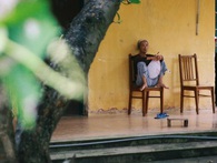 Những phận già cuối cùng ở trại phong bỏ hoang tại Hà Nội - Sống buồn tẻ, ăn uống đạm bạc chỉ đợi chờ cái chết Những phận già cuối cùng ở trại phong bỏ hoang tại Hà Nội - Sống buồn tẻ, ăn uống đạm bạc chỉ đợi chờ cái chết
